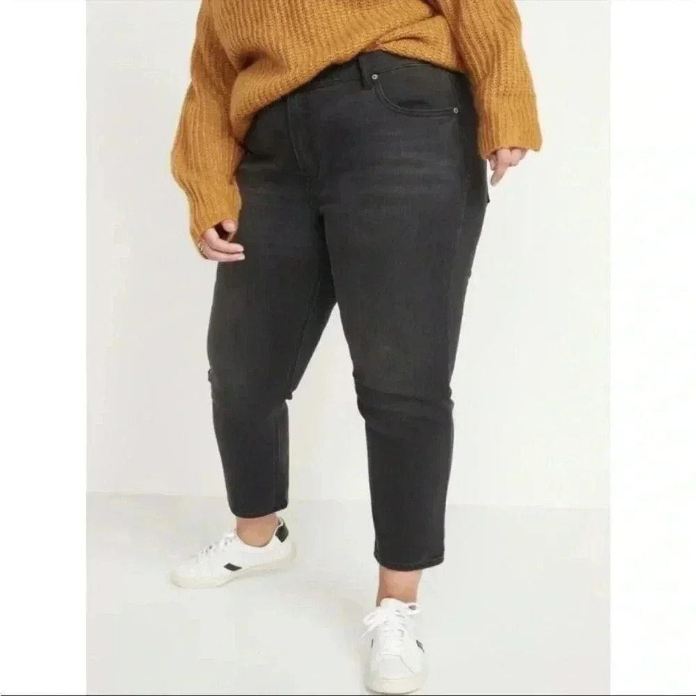 NEW Old Navy Mid-Rise Built In Warm Black-Wash Boyfriend Jeans Plus Sz 28